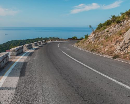 Motorcycle routes to travel around Spain this summer